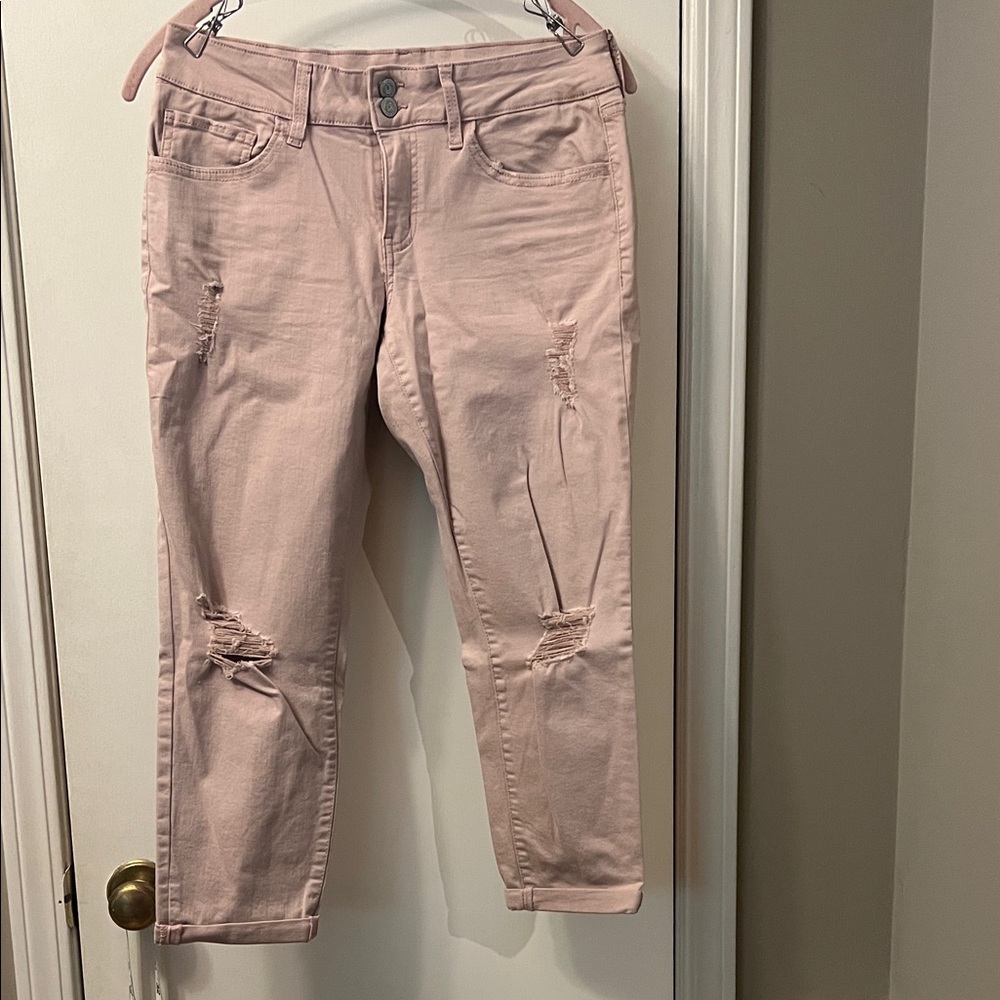 SO Heritage Light Pink Cropped Skinny Distressed Jeans